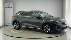 Cinzento Usado 2024 Kia XCeed SUV | € 22.990 (Preço justo)
