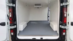 Branco Usado 2017 Renault Trafic Van | € 16.990 (Preço justo)