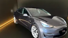 Cinzento Usado 2019 Tesla Model 3 Sedan | € 24.500 (Preço justo)