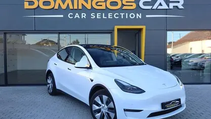 Branco Usado 2022 Tesla Model Y SUV | € 34.500 (Preço justo)