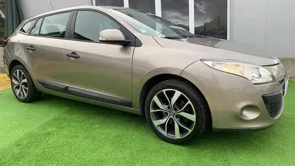 Usado Renault Mégane III 85 HP (62 kW) 2012