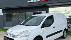 Branco Usado 2015 Citroën Berlingo Monovolume | € 8.750 (Preço justo)