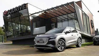 Usado Audi Q4 e-tron 125 kW (170 HP) 2022 Antracite SUV