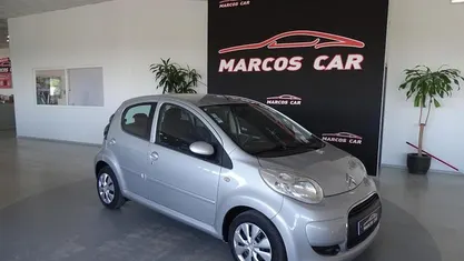 Usado Citroën C1 54 HP (39 kW) 2009 Cinzento Citadino
