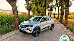 Cinzento Usado 2023 Dacia Spring Extreme Citadino | € 14.990 (Preço justo)