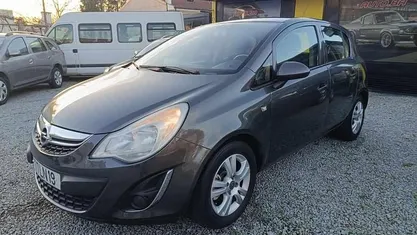 Usado Opel Corsa Enjoy 80 HP (58 kW) 2011 Citadino
