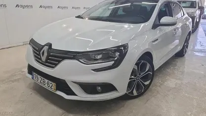 Usado Renault Mégane IV 115 HP (84 kW) 2019 Branco Coupé