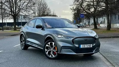 Usado Ford Mustang Mach-E Premium 258 kW (351 HP) 2021 SUV