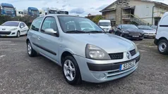 Cinza Usado 2003 Renault Clio II | € 1.750 (Bom preço)