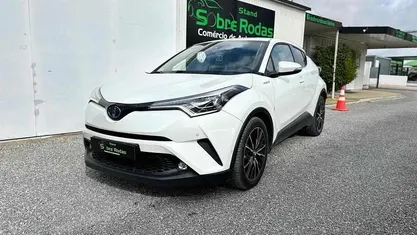 Usado 2018 Toyota C-HR SUV | € 23.900 (Preço justo)