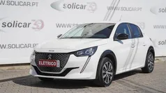 Usado 2022 Peugeot e-208 Allure Citadino | € 16.500 (Preço justo)