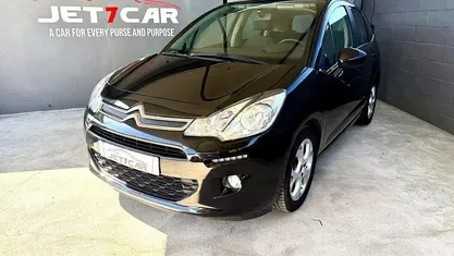 Usado 2016 Citroën C3 PureTech Citadino | € 9.490 (Preço justo)