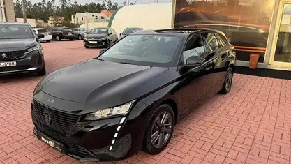 Usado Peugeot 308 SW 130 HP (95 kW) 2022 Carrinha