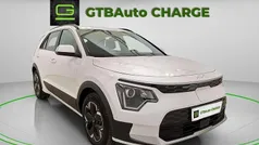 Branco Usado 2022 Kia e-Niro SUV | € 29.100 (Preço justo)