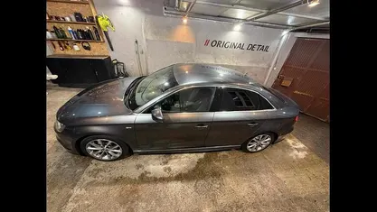 Usado Audi A3 Premium 110 HP (80 kW) 2015 Cinzento Sedan