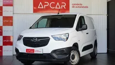 Branco Usado 2022 Opel Combo Monovolume | € 14.950 (Preço justo)