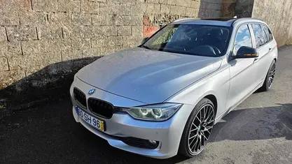 Cinzento Usado 2013 BMW 320 Carrinha | € 10.000 (Preço justo)