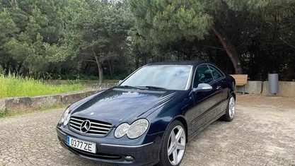 Usado Mercedes CLK270 170 HP (125 kW) 2004 Azul Coupé