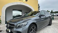 Cinza Usado 2019 Mercedes C300e AMG line | € 27.900 (Preço justo)