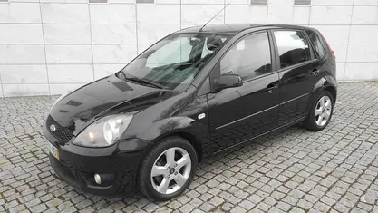 Usado 2008 Ford Fiesta ST Citadino | € 4.950 (Preço justo)