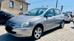 Cinza Usado 2005 Peugeot 307 Premium Citadino | € 2.990 (Preço justo)