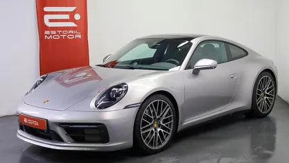 Cinzento Usado 2023 Porsche 992 | € 172.500 (Bom preço)