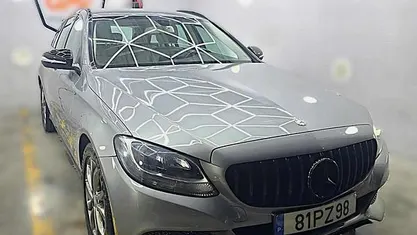 Usado Mercedes A180 109 HP (80 kW) 2015 Cinzento Citadino