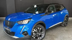 Azul Usado 2022 Peugeot e-2008 GT SUV | € 23.900 (Preço justo)