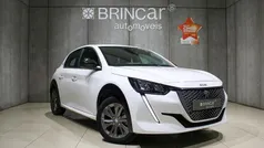 Branco Usado 2023 Peugeot e-208 Allure Citadino | € 17.890 (Bom preço)