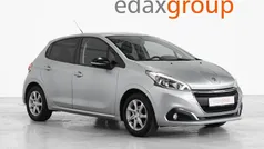 Cinzento Usado 2016 Peugeot 208 Citadino | € 8.990 (Bom preço)