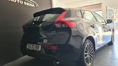 Preto Usado 2019 Volvo V40 Momentum Carrinha | € 18.990 (Preço justo)