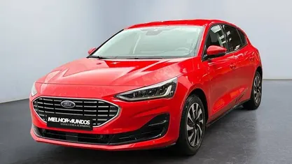 Vermelho Usado 2023 Ford Focus | € 21.750 (Preço justo)