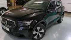 Preto Usado 2023 Volvo XC40 SUV | € 36.100 (Preço justo)