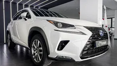 Branco Usado 2018 Lexus NX300h SUV | € 33.800