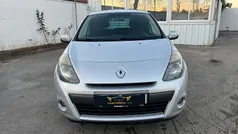 Cinzento Usado 2010 Renault Clio II Dynamique Citadino | € 4.500 (Preço justo)