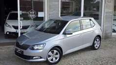 Cinza Usado 2015 Skoda Fabia Ambition | € 7.950 (Preço justo)