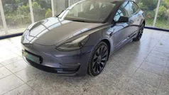 Cinzento Usado 2021 Tesla Model 3 Sedan | € 29.900 (Bom preço)
