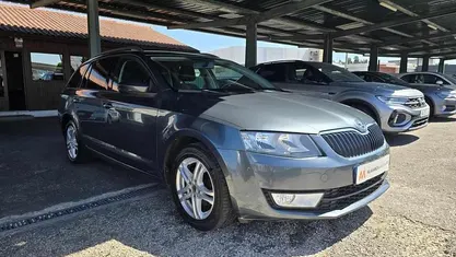 Usado 2016 Skoda Octavia Carrinha | € 10.990 (Preço justo)