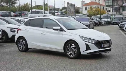 Usado 2024 Hyundai i20 Comfort Citadino | € 17.200 (Bom preço)