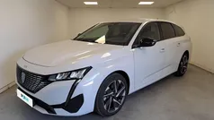 Branco Usado 2024 Peugeot 308 Allure Carrinha | € 25.900 (Preço justo)