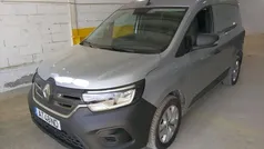 Cinza Usado 2022 Renault Kangoo Monovolume | € 18.100 (Preço justo)