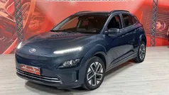 Cinza Usado 2023 Hyundai Kauai Premium SUV | € 19.750 (Preço justo)