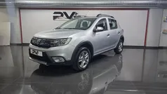 Cinzento Usado 2021 Dacia Sandero Stepway Citadino | € 13.990 (Bom preço)