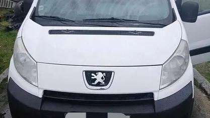 Usado Peugeot Expert 120 HP (88 kW) 2007 Branco Van