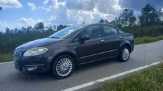 Cinzento Usado 2009 Fiat Linea Sedan | € 5.800 (Preço justo)
