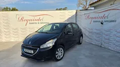 Preto Usado 2015 Peugeot 208 Active Citadino | € 7.990 (Preço justo)
