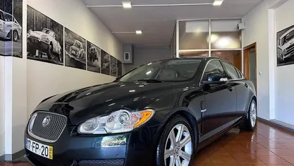 Usado Jaguar XF Premium Luxury 207 HP (152 kW) 2008 Verde Sedan