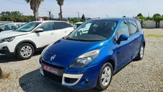 Azul Usado 2010 Renault Scénic III Monovolume | € 4.900