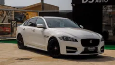 Branco Usado 2017 Jaguar XF R-Sport Sedan | € 24.490 (Preço justo)