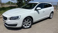 Usado 2017 Volvo V60 Momentum Carrinha | € 19.500 (Preço justo)